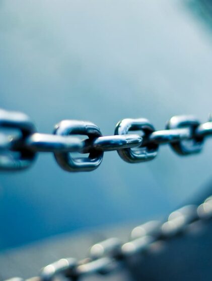 Image of links in chain