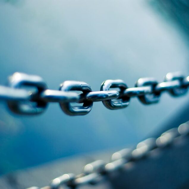 Image of links in chain