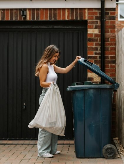 4 Ways Renting a Dumpster Will Help You with Spring Cleaning