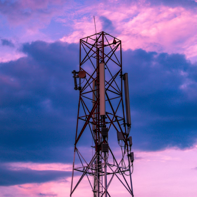 Wholesale Voice Services Guide: Pricing Models, Quality Metrics, and Provider Selection