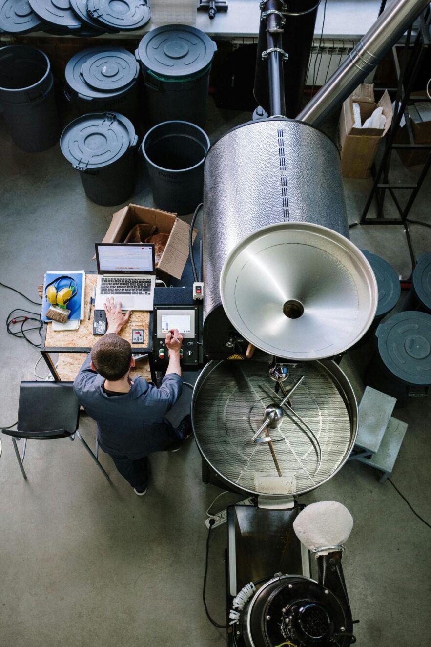 Why Manufacturing’s 30% Turnover is Harming the Factory Floor